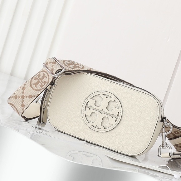 Tory Burch Handbags - 🔥Tory Burch White Mini Crossbody - Removable Strap